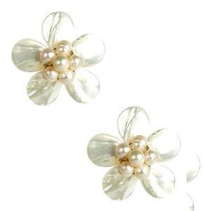 Lisi Lerch Libby pearl flower earrings